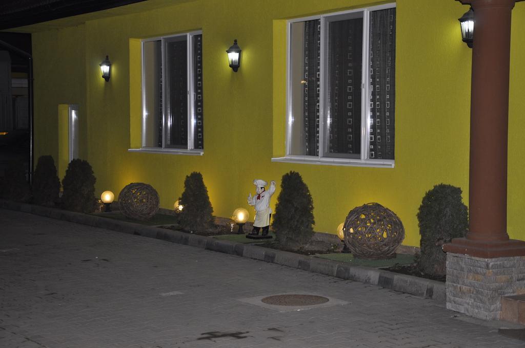 Hotel Edelweiss Medias Exterior photo