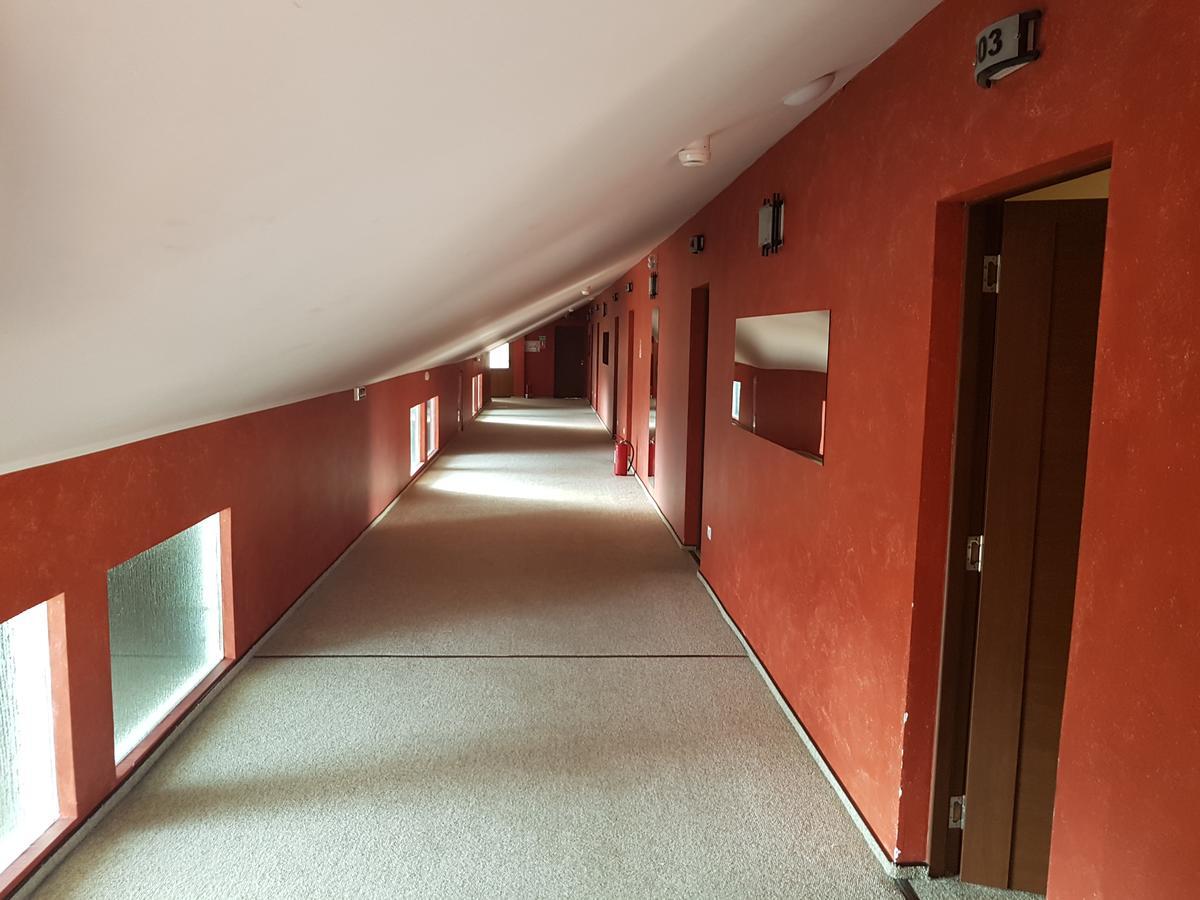 Hotel Edelweiss Medias Exterior photo